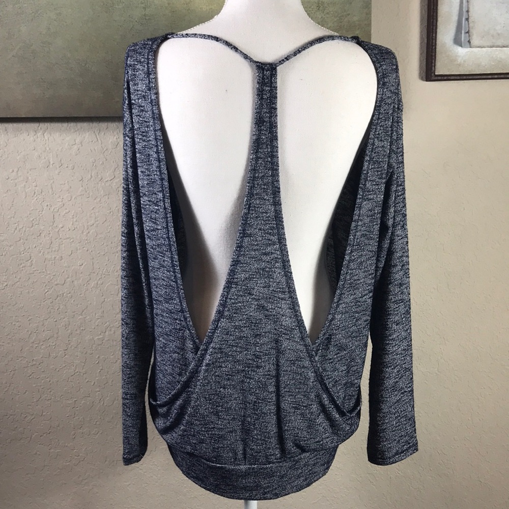 Elan Yoga sweater with open back size small